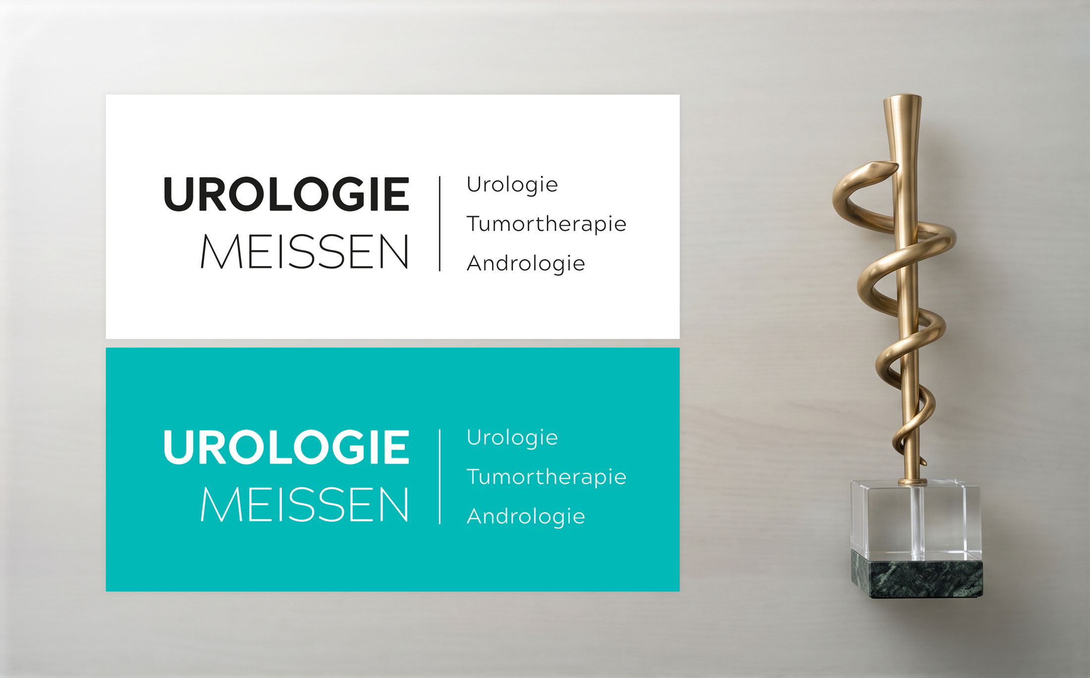Logo der Urologie Meissen in Schwarz auf Weiß und in Weiß auf Türkis, daneben ein Äskulapstab.